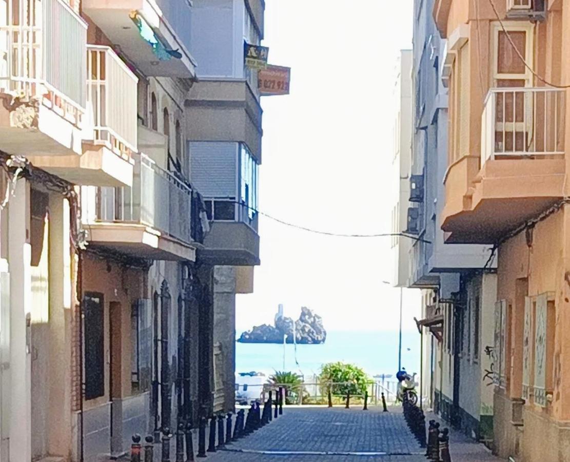 Mawilec, Centre, Plage, Port, Garage อากีลัส ภายนอก รูปภาพ